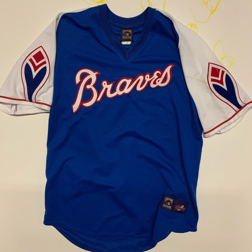 Braves throwback jersey